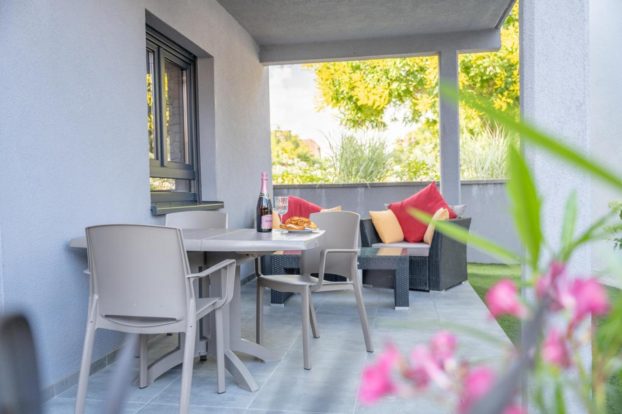 Ferienwohnung Le Refuge Des Sorciers Horbourg Exterior foto
